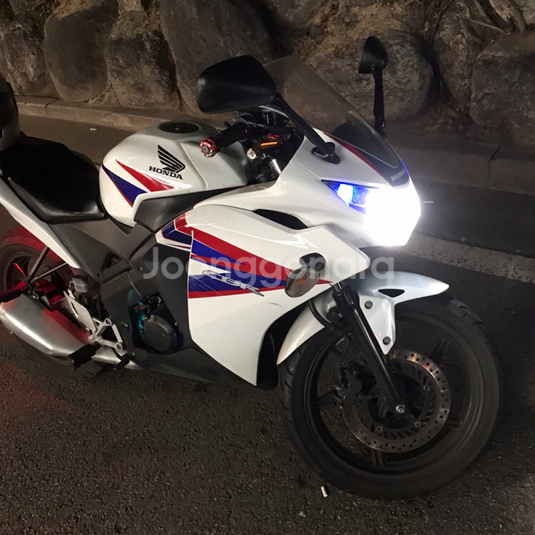 (개인)cbr125cc 11년식  33000km --6