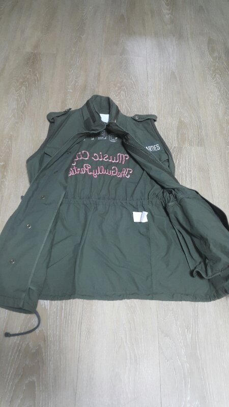 르윗야상조끼--1