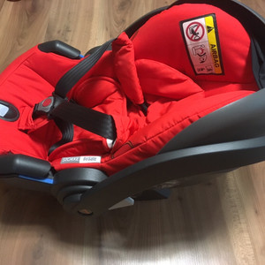 스토케 이지고 신생아 카시트 ( STOKKE iZ