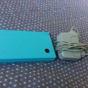 닌텐도 dsi+tt칩  50000에 팔아요