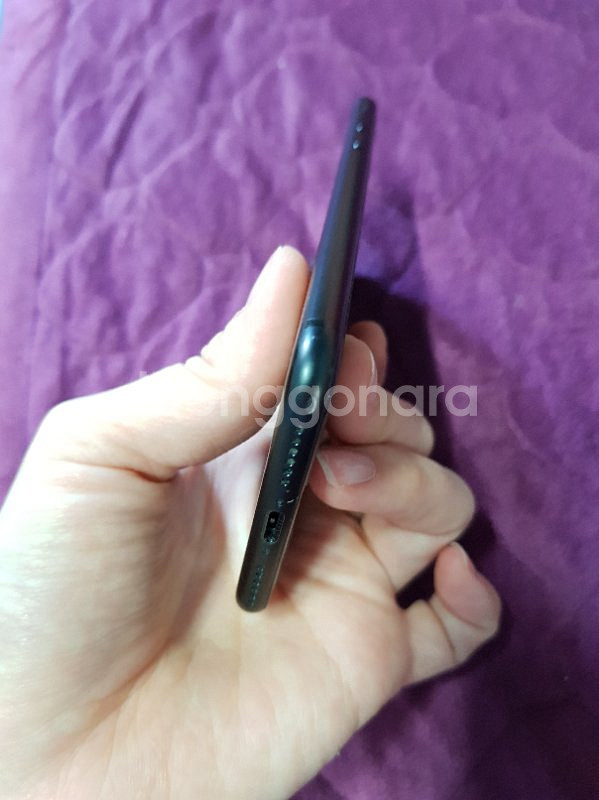 아이폰7  매트블랙 32G (42만)--2