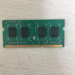 노트북용 DDR3L 1GB