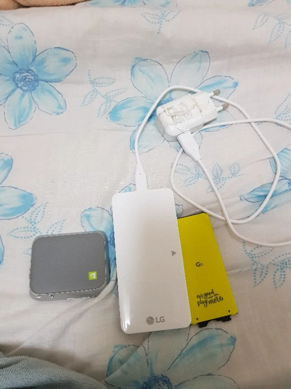 lg g5 여분 배터리 배터리케이스 충전기 캠모듈 이미지