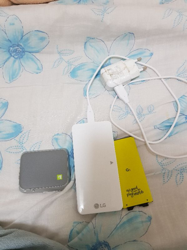 lg g5 여분 배터리 배터리케이스 충전기 캠모듈 이미지