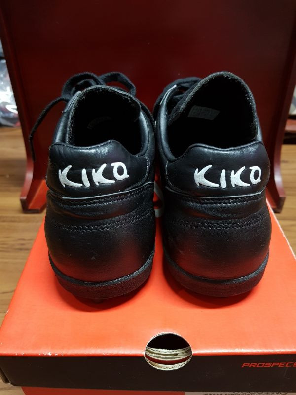 KIKA 키카  축구화 270mm 2만원 이미지