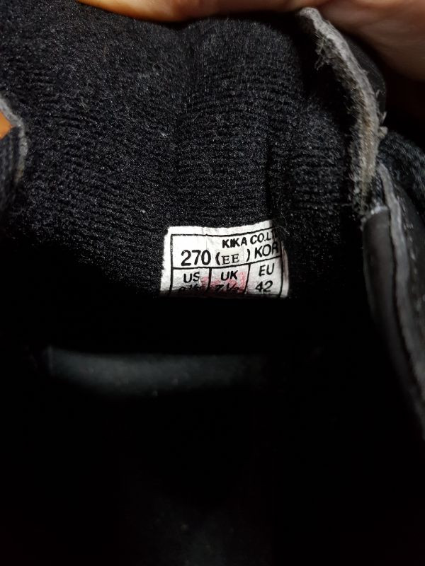 KIKA 키카  축구화 270mm 2만원 이미지