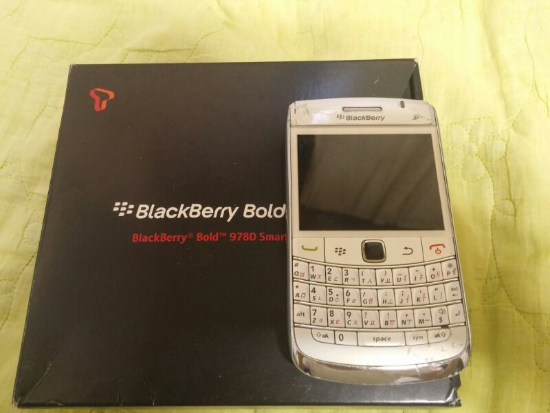 블랙베리9780 --0