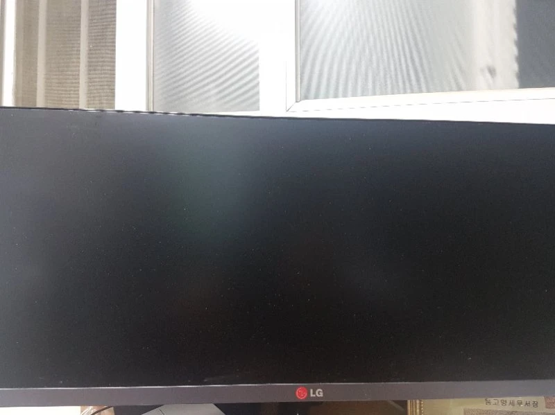 LG 25인치 21:9 울트라와이트 IPS 모니터 이미지