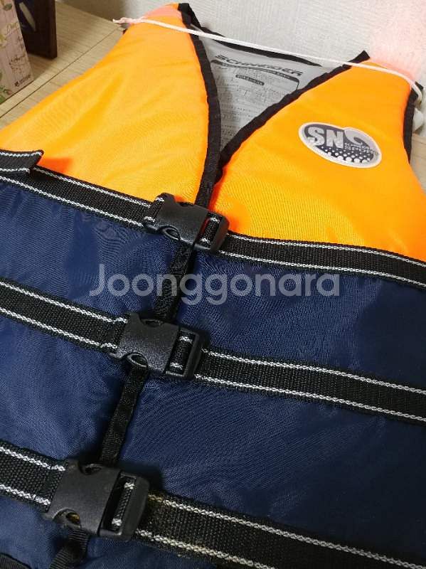 한번 사용한 구명조끼 팔아요 :)--6