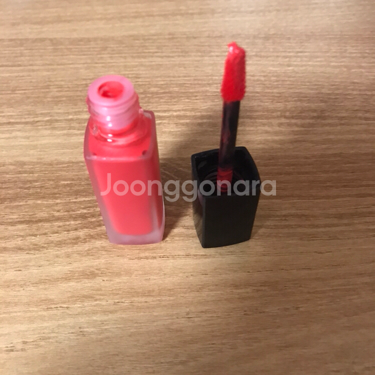 샤넬 비비안트 립 팝니다--1