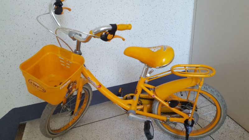 어린이 자전거 16인치 팔아요 이미지