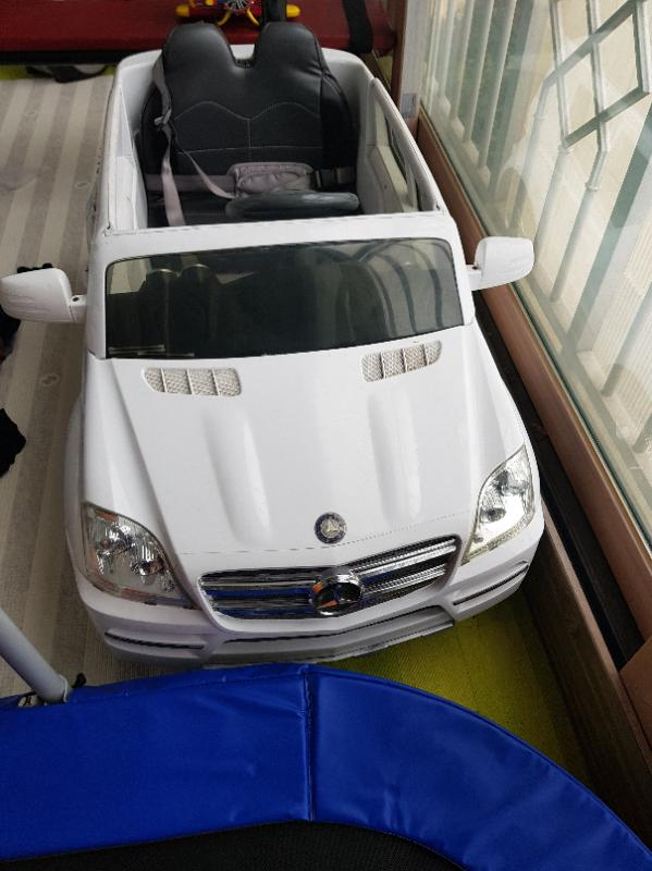 벤츠 2인용 전동자동차--1