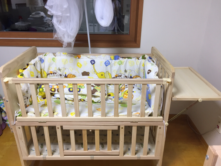 벨라아기침대+이케아기저귀교환대(서울)--1