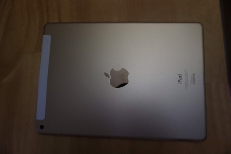 아이패드 에어2 셀룰러 128기가 40만원에 올립 이미지