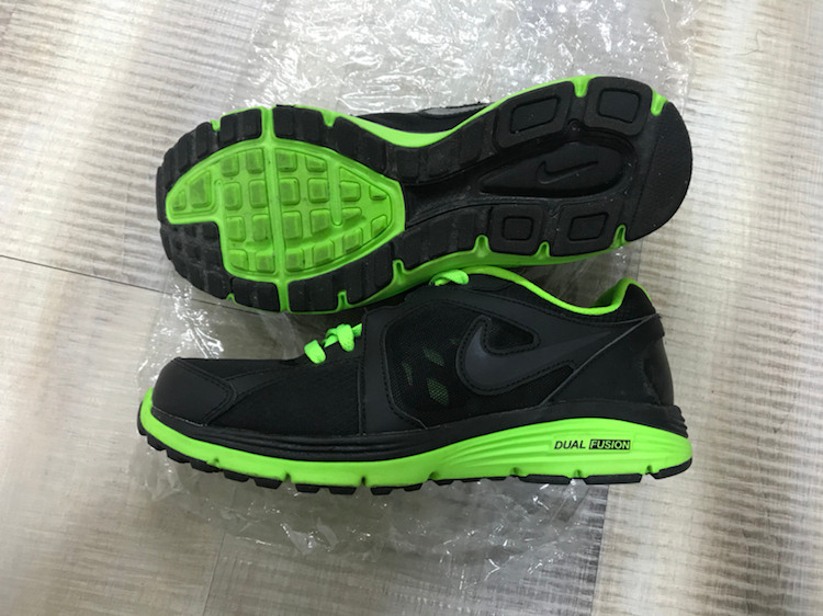 나이키 여자 운동화--1