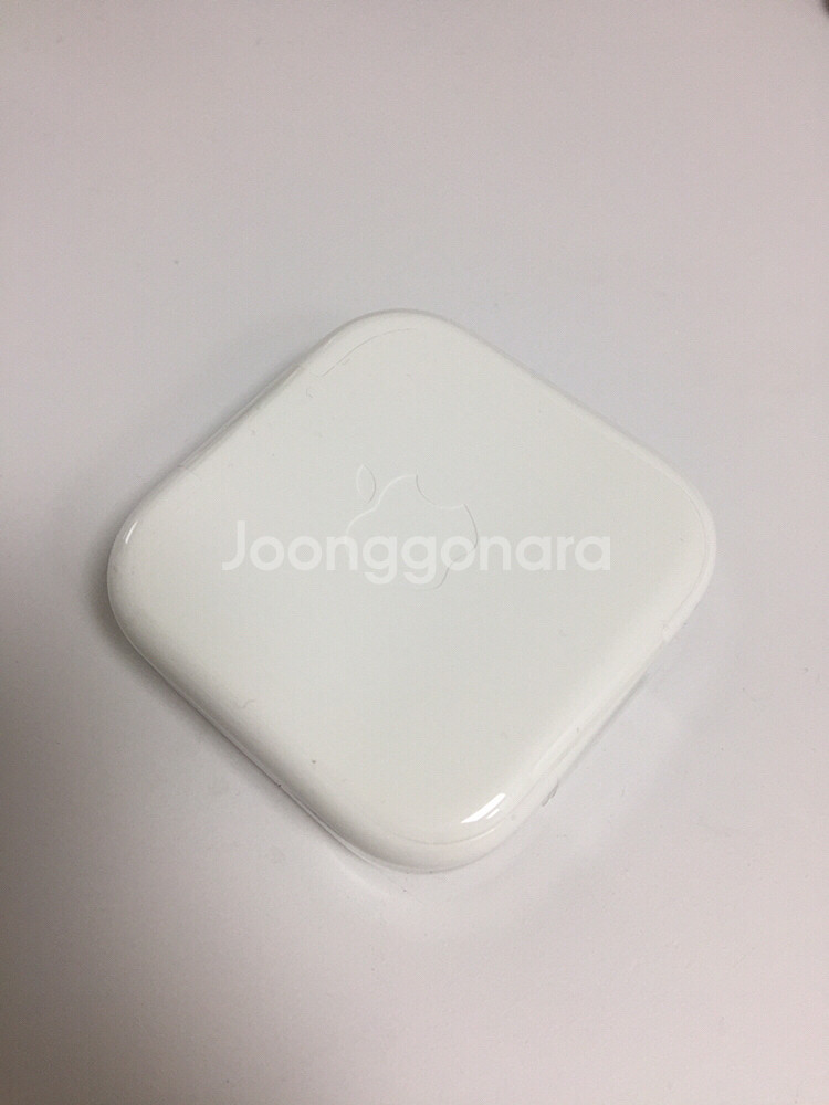 아이폰 이어폰 (아이튠즈 기프트 $15 같이 드려--1