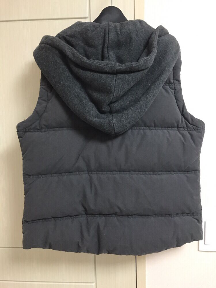 캘빈클라인 오리털조끼(가격인하)--2