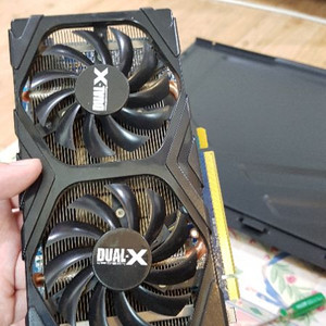 사파이어 amd  라데온 hd 7850 1g