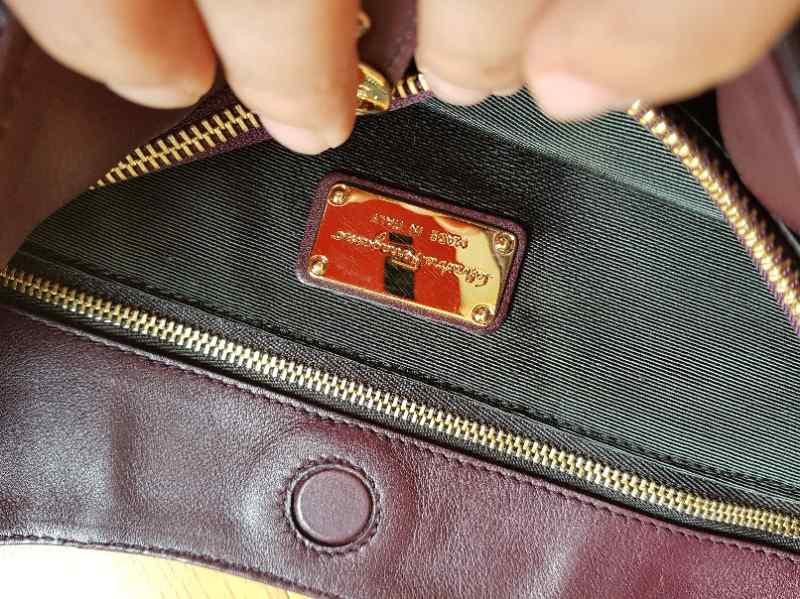 (정품)페라가모 호보백--6