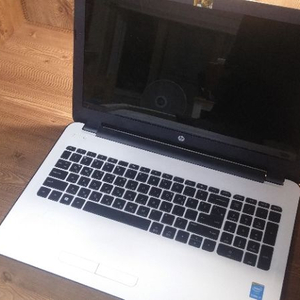 HP 15-ac071tx