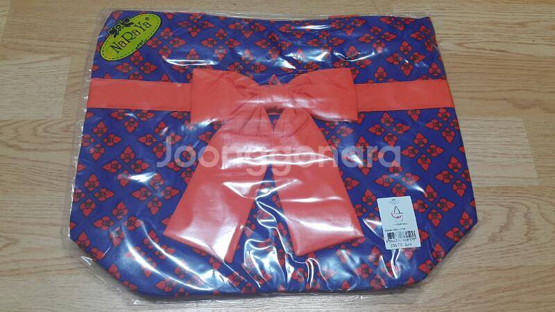 나라야 숄더백 새제품 판매합니다.--0