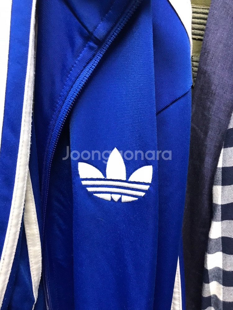 아디다스 파이어버드 파란색 트레이닝--1