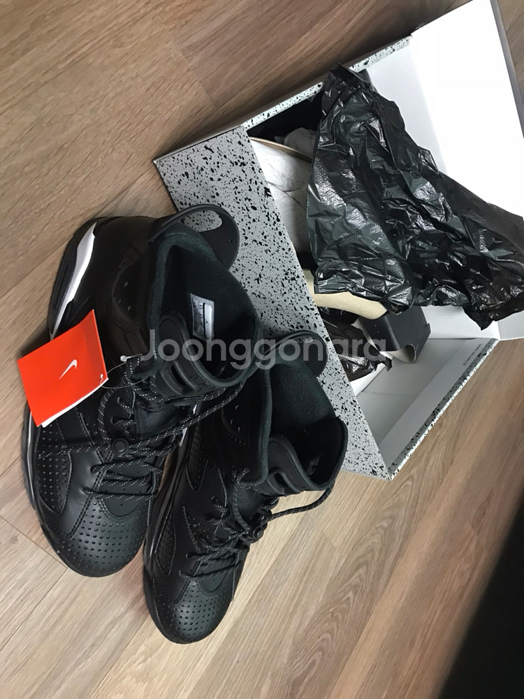 조던6 블랙캣 275--0