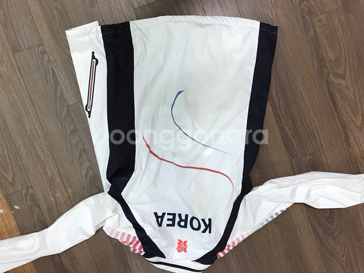 국가대표 휠라 바람막이--7