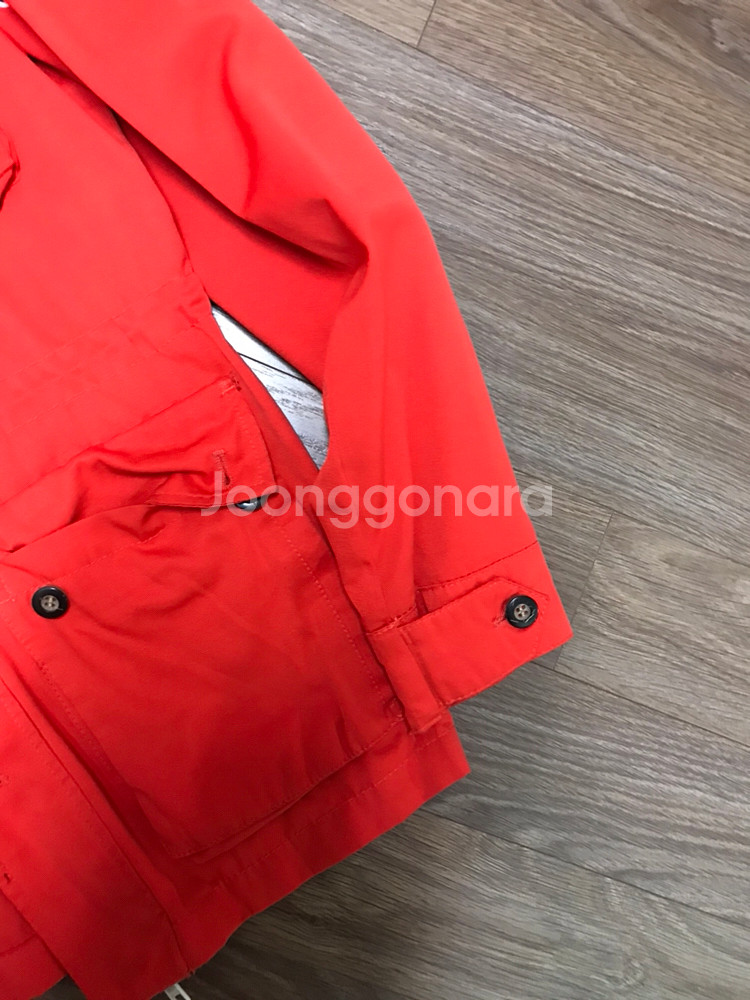 h&m 형광바람막이 마운틴자켓--3