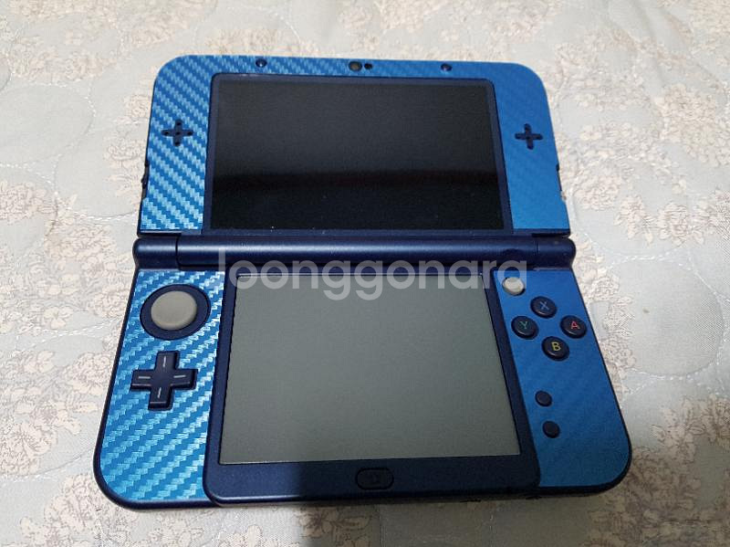 뉴 닌텐도3ds xl본체와 충전기 및 몬스터헌터4--5