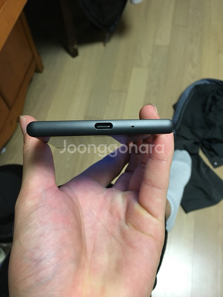 소니 엑스페리아xz1 블랙 신동품--2