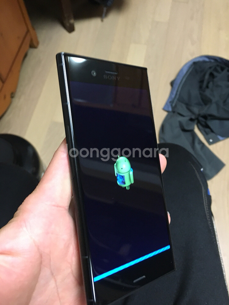 소니 엑스페리아xz1 블랙 신동품--7