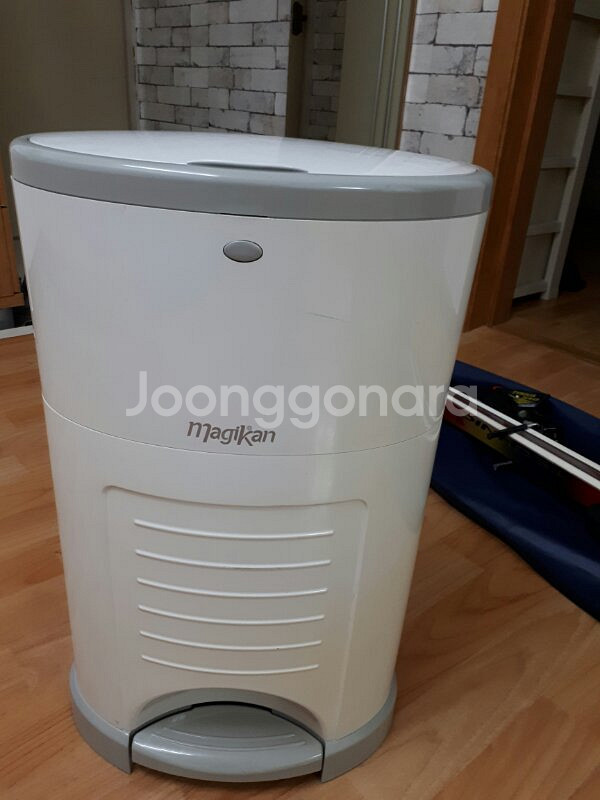 쓰레기통 무료나눔합니다.--0