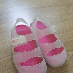 이고르 젤리 슈즈&선물 