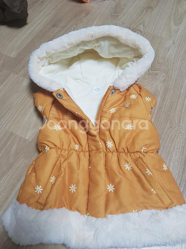 알퐁소 패딩조끼--0