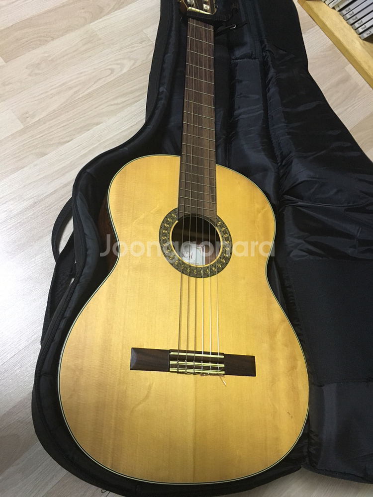클래식 기타 예림 35호 팔아요~--0