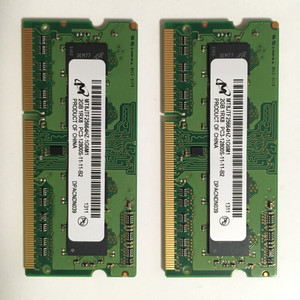 노트북용 DDR3 12800s 2G 두개