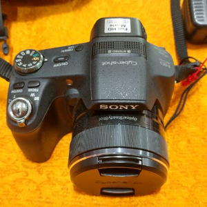 DSC-HX100V