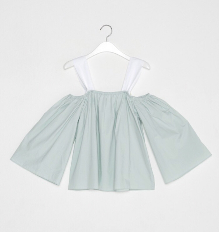 렉토 오프숄더 이미지