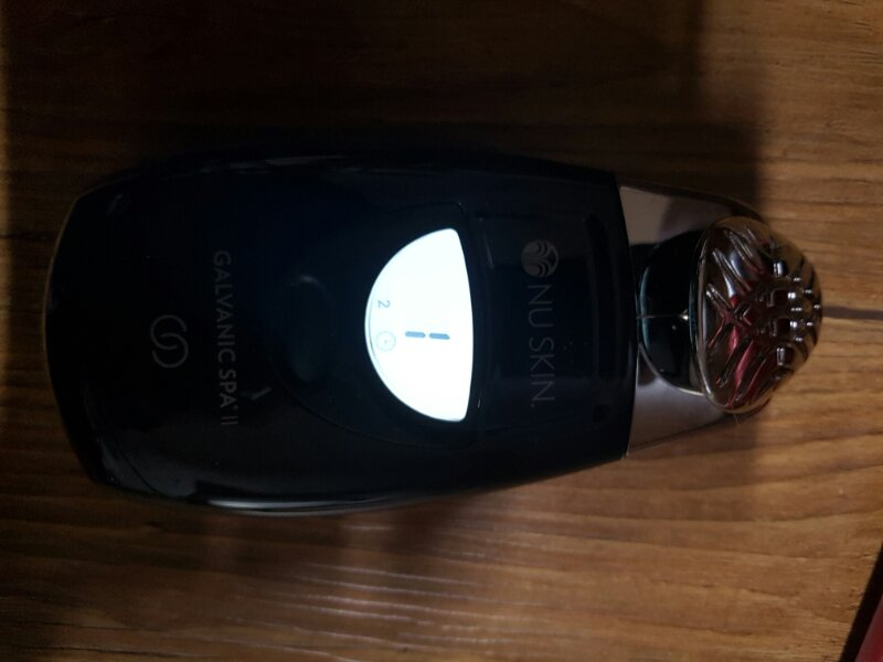 뉴스킨 갈바닉 120,000 팝니다--0