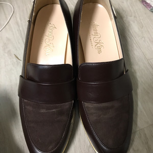 지니킴 바네사 로퍼