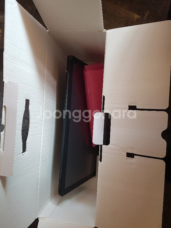 (대구) SS급 풀박스 갤럭시뷰 T677 18.4--2