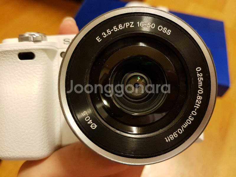미러리스 카메라 소니 a6000 판매--5