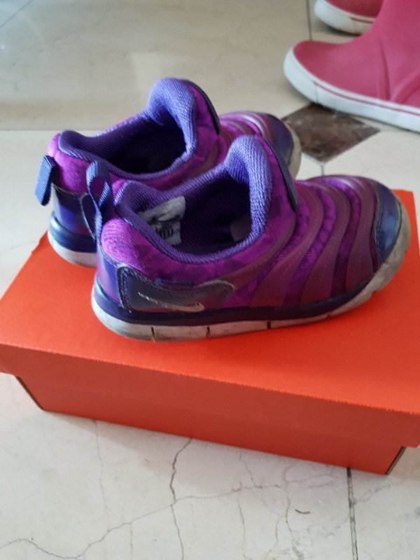 나이키 운동화--1