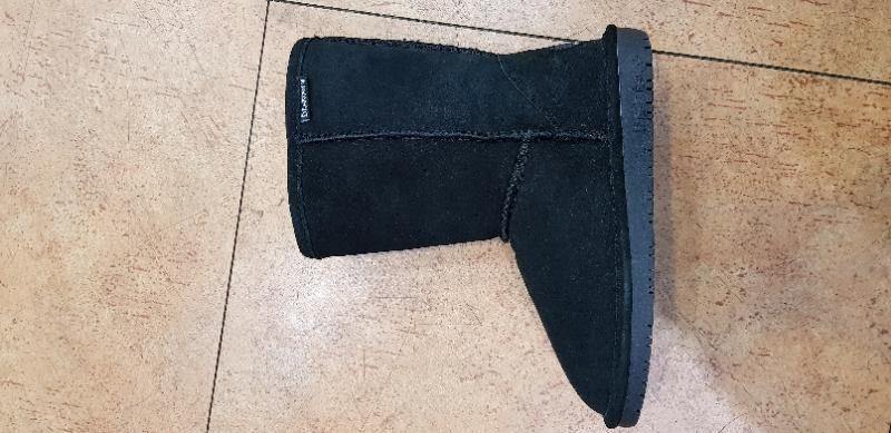 새상품 정품 매장판 베어파우 어그부츠 입니다--0