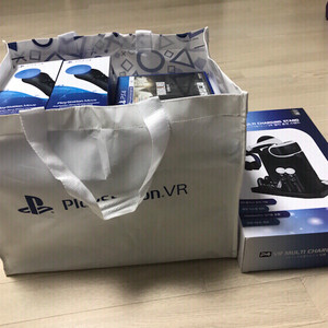 PS VR + 레지던트이블7+ 러시오브블러드 + 