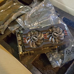 ASUS GTX760 2팬 팝니다.