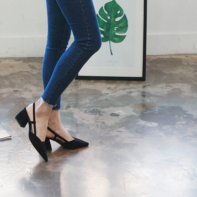 스웨이드 미들힐 슬링백 샌들 팔아요--1