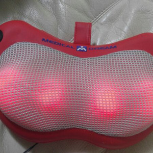 목.어깨 안마기