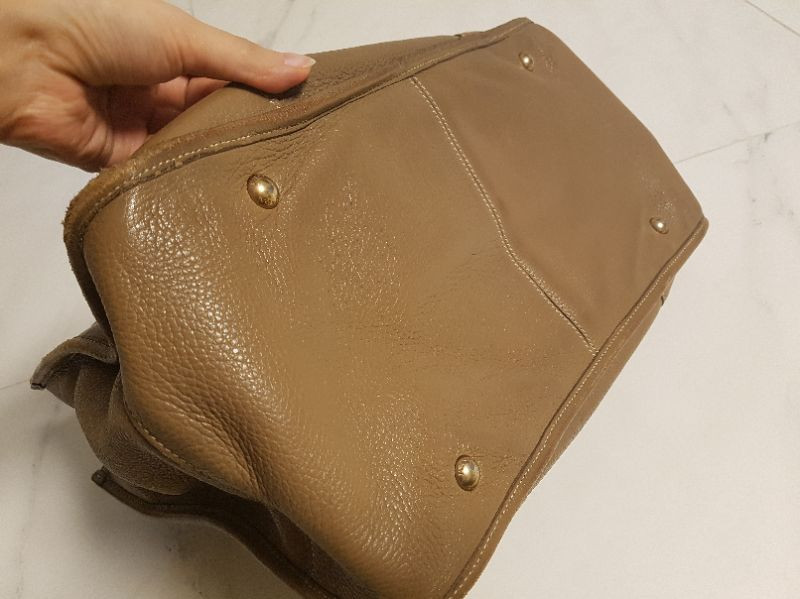 프라다 토트백--3